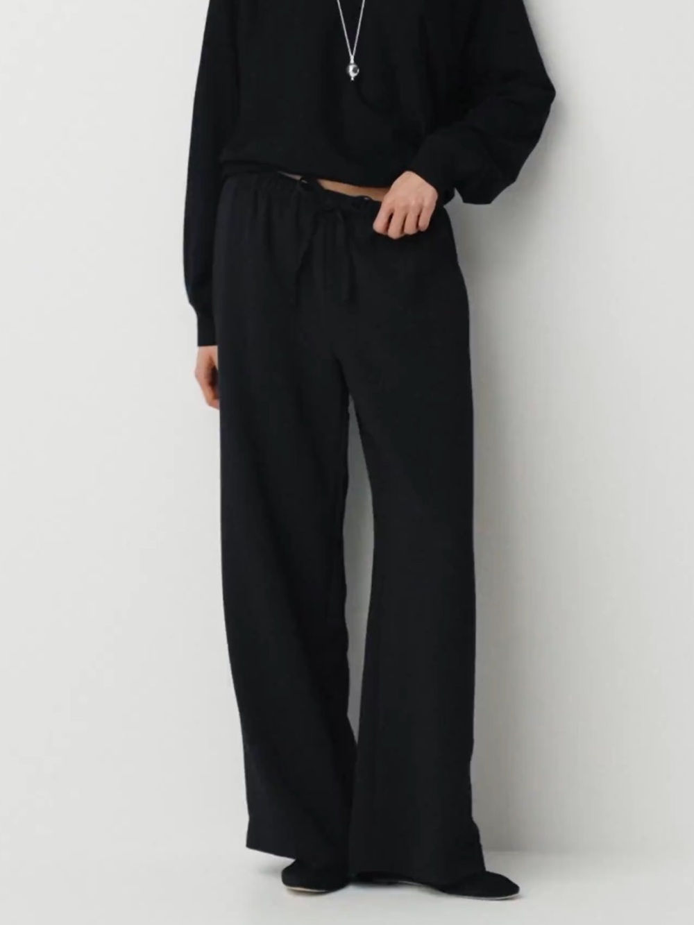 Aritzia The Lodge Pant - Crepette - Black Size XL Short NWOT